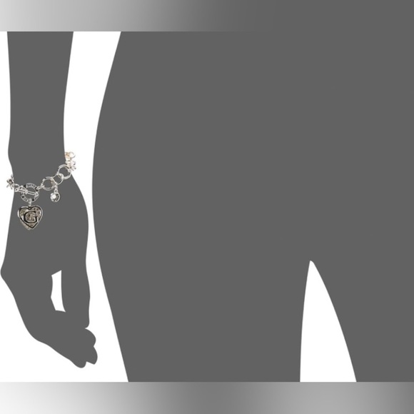 Guess Heart Charm Bracelet - Picture 3 of 3